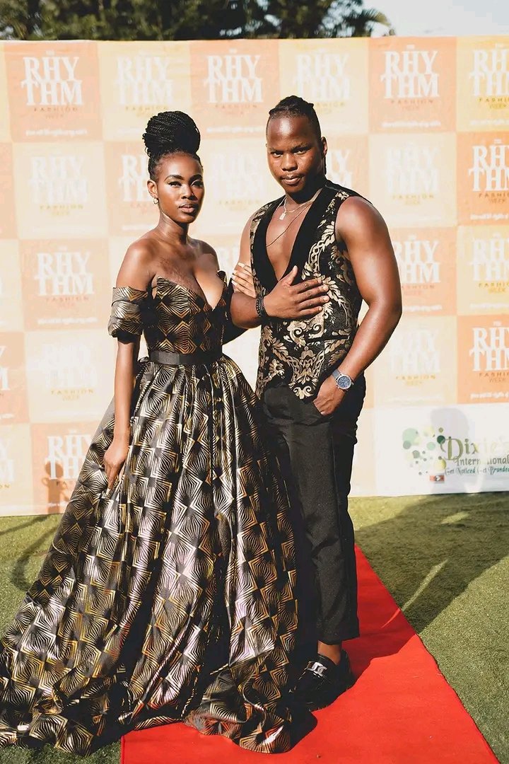 Poet_leader's tweet photo. "Step into the world of glamour, where Fashion is my game and you can call my name!"♥️🇸🇿📸
📸 Felix Dlamini
#HalaMadrid #BBBB24 #Fashionista #Runwaymodels https://t.co/UAwHVX3Nj7