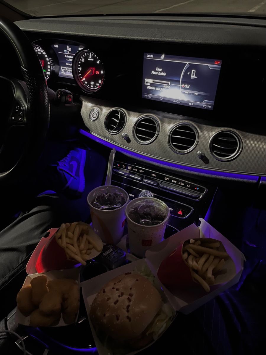 Them late night car vibes really be therapy.