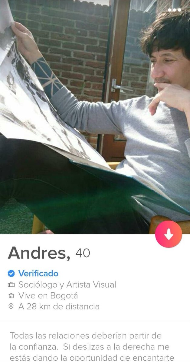 gelitoazul's tweet photo. ÁLVARO ANDRÉS RINCÓN CAMARGO es la persona que me debe y no aparece. Desapareció desde hace meses y sigue por la vida como si nada. Yo estoy reportada. Sí lo ven díganle. En redes es difícil solo tiene ig me tiene bloqueada. Aquí la cara . Hasta foto con Oso... Sí existe https://t.co/L50JuDLe0Z