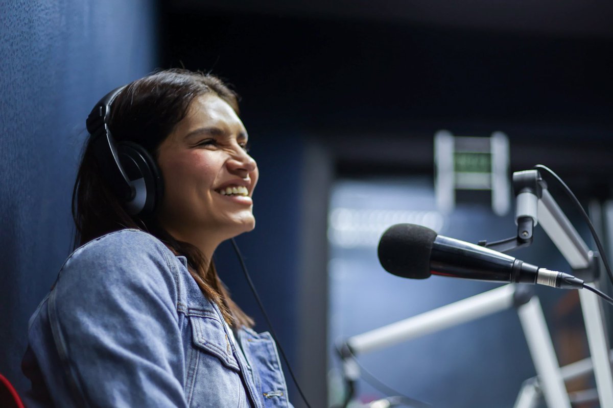 Viri_VV's tweet image. Estuve en #Yeyolandia, con Yeyo Rodríguez, platicando sabroso sobre el balance de este último año en cuanto a la operación de los #ProgramasBienestar 

Siempre es agradable estar con él en Conexión 98.1 FM