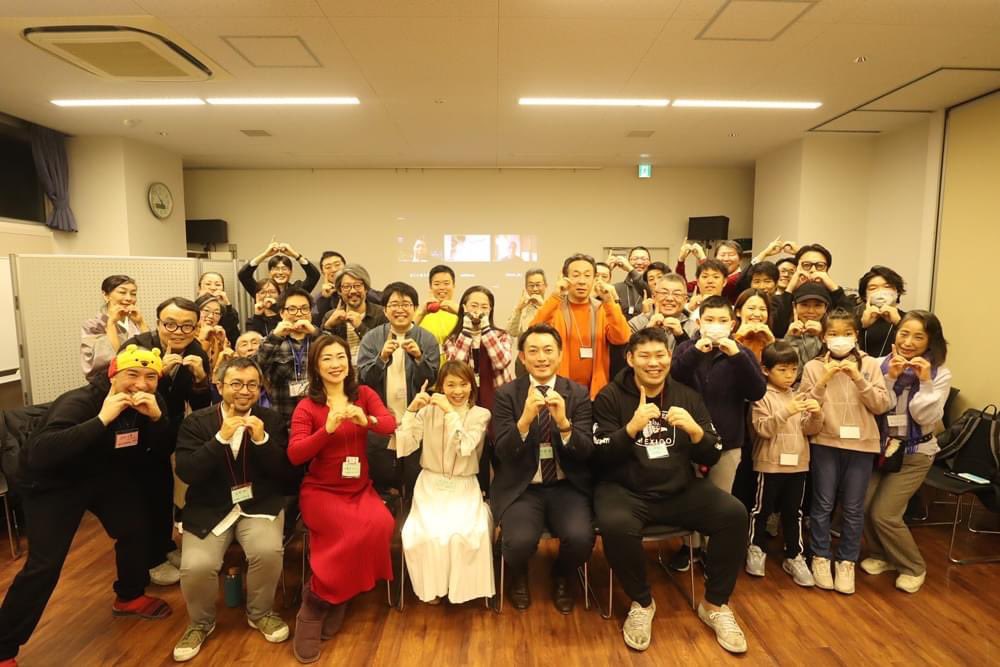 江東区の時は「目にみえない繋がり」についてお話ししましたが、
墨田区では「下町の人情」についてお話しさせて頂きました。

私を大切にしてくれるたくさんの繋がりがあるから、
今までうまくいっている時のみならず、うまくいかない時も乗り越えてきたし、これからも乗り越えていける。