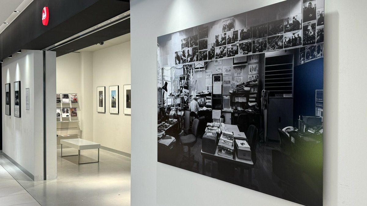 filmpathy's tweet photo. ライカGINZA SIX で開催されていた、石井朋彦さんの写真展「石を積む」を鑑賞。メインの写真は見応えありました！4年間の作品から、どのように11点がセレクトされたのか気になります🤔 #ginzasix #見る力つけたい https://t.co/garZ2PSqWO