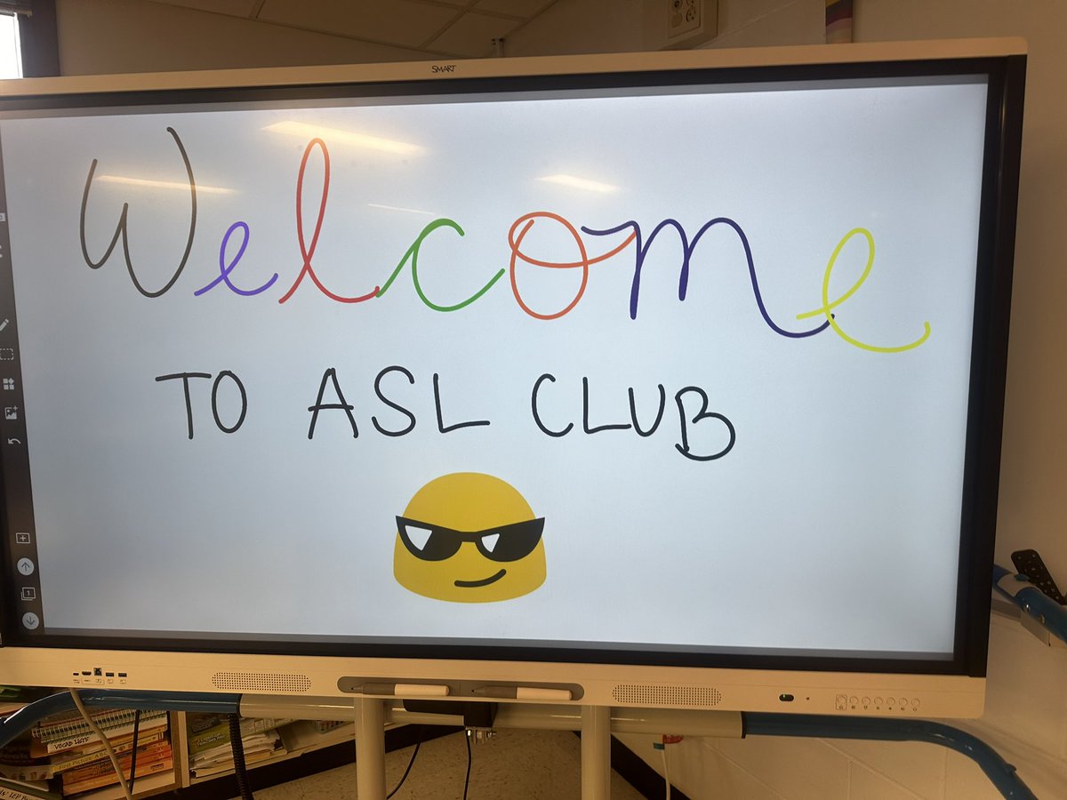 SalyardsClass's tweet photo. Lots of new faces this year for ASL club. We discussed the degrees of hearing loss, my BIG Deaf family and learned the alphabet! 👌🏻✌🏽👍🏾 https://t.co/3UuU6Lhq09