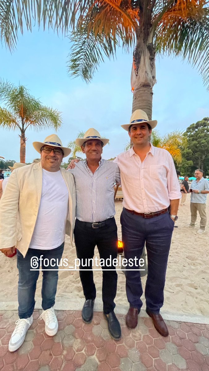 FocusPunta's tweet image. Con presencia de empresarios, autoridades e invitados especiales. #Solanas presenta su propuesta para esta temporada y anuncia grandes inversiones.
El verano continúa a gran ritmo en #PuntadelEste. Vivirlo en #Focus
