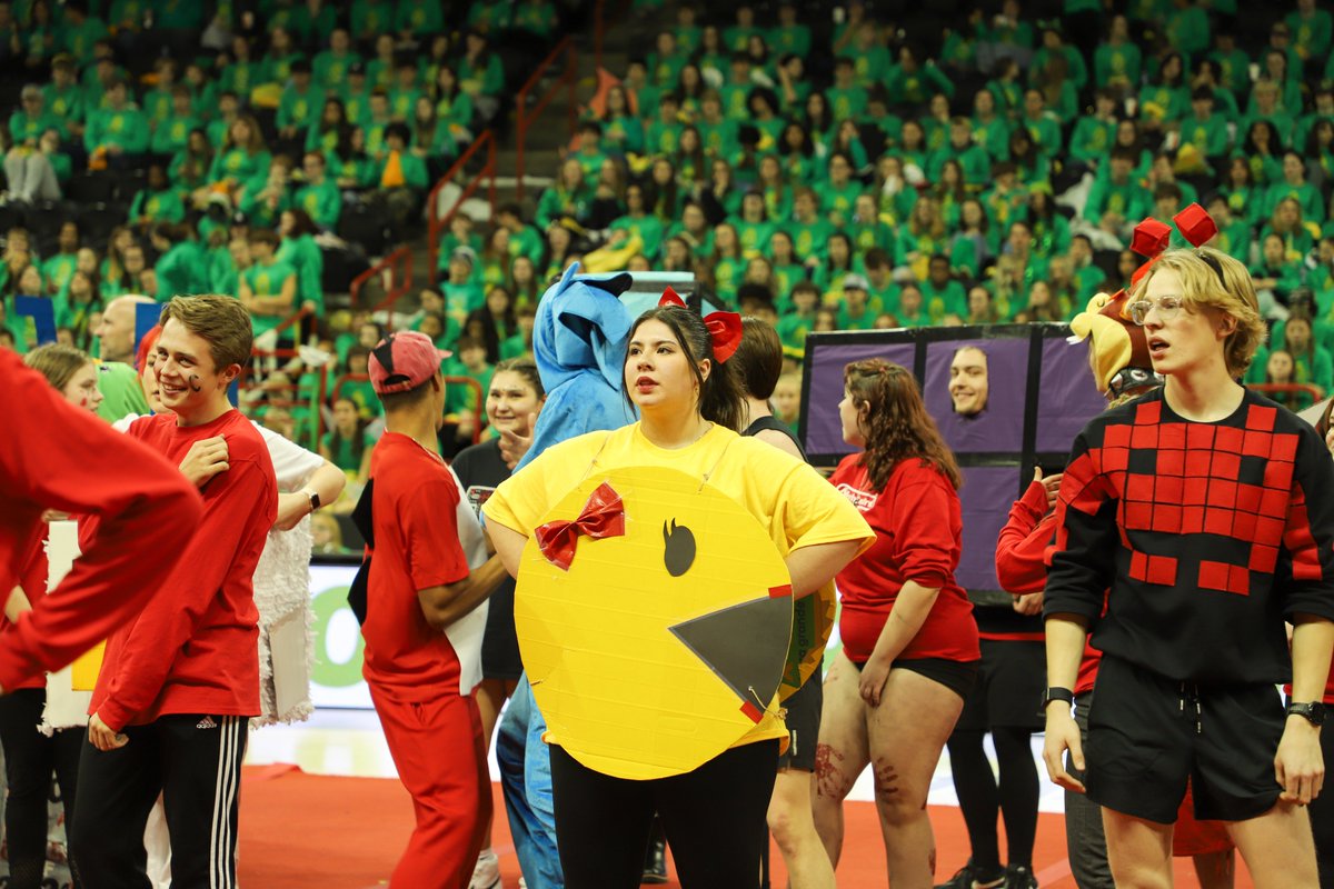 spokaneschools's tweet photo. #NorthCentralHS leveled up to an eighth straight win at last night’s annual spirit competition against #ShadleParkHS. The Wolfpack also swept both basketball games with NC boys winning 72-43 over the Highlanders, and the NC girls coming out on top with 39-38.
North Central’s theme was “Level Up the Shoes,” featuring classic video games. Shadle Park was inspired by the animated film series “Shrek” and its assortment of fairy tale characters in their “Quest for the Shoes.”
Elementary and middle school students who will attend SP and NC also joined in the excitement, getting pumped up for the day that they join the Highlanders and Wolfpack to battle for the Shoes.
Great job to all the students, athletes, staff, coaches, and fans who made the 2024 Groovy Shoes one we’ll never forget! #SPSPromise