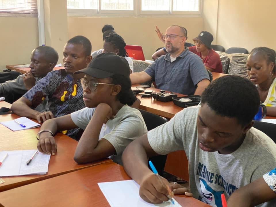 protectozone's tweet photo. PDC Day 7 at @UnilagNigeria 

We took a tour to a tiny house, took ‘social permaculture’ lecture and focused more on the participants final projects as they dig deeper. 

#PDC #Permaculture #ProtectOzone https://t.co/fAVUdStsxP