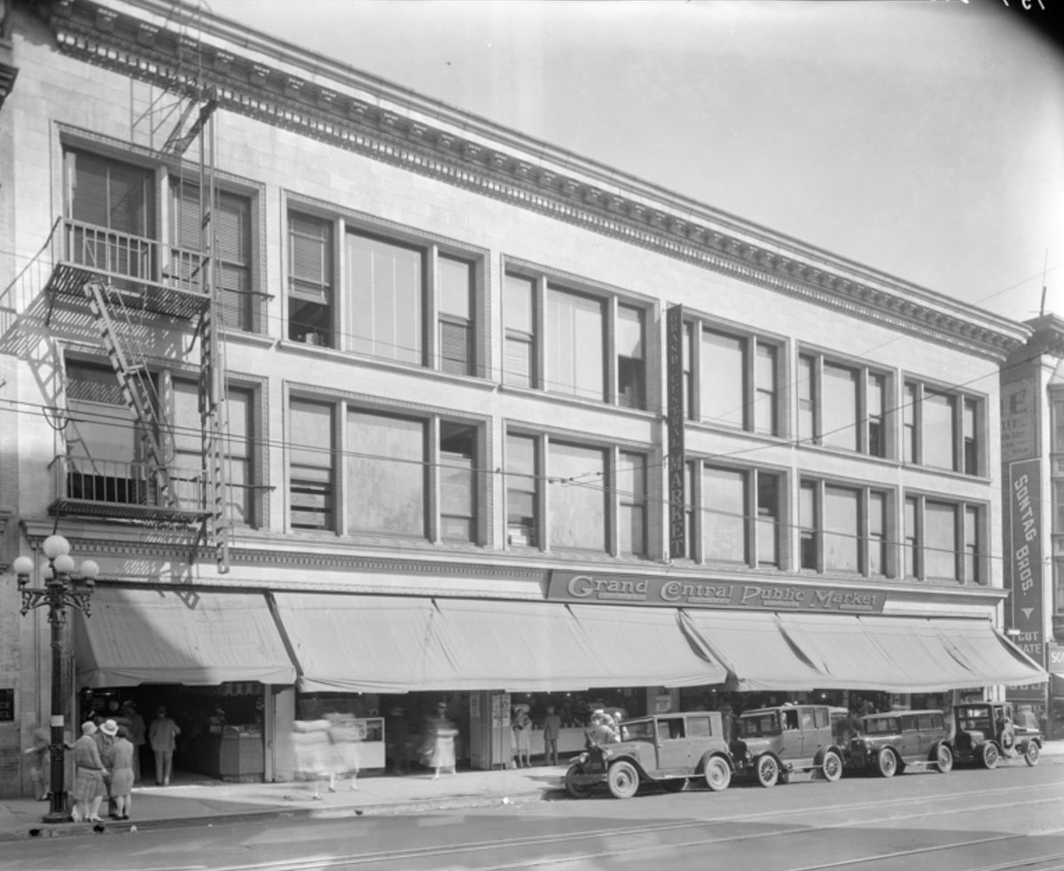 A glimpse of our beloved market, separated by a century. ❤️