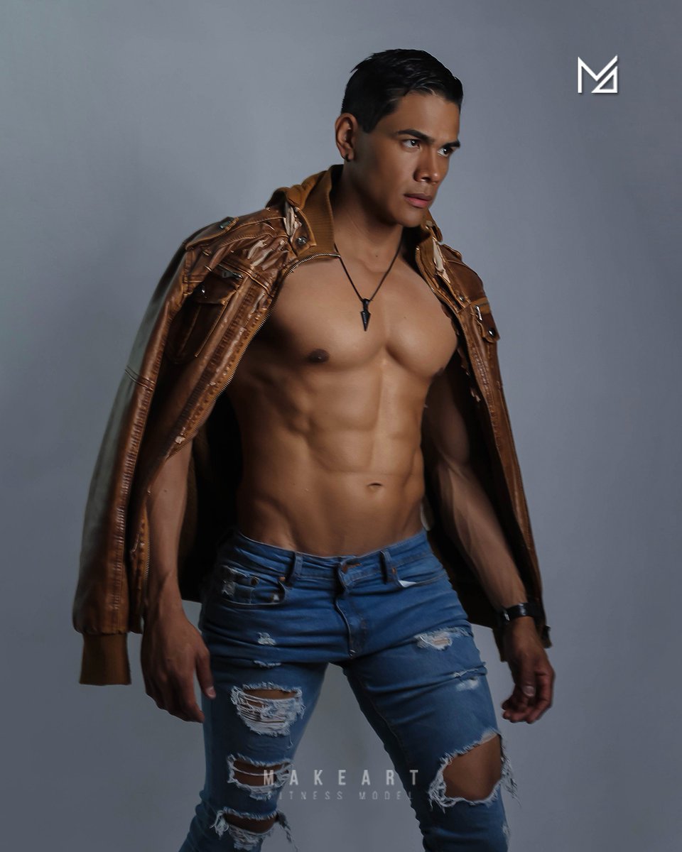 goldssergio's tweet photo. Pide tu deseo. 
https://t.co/OlYfohWgA0 

#makeart #modelofitness #desnudo #ModelosDesnudas #modeling #pompis #gluteos #espalda #sinropa #sexi #abdomen #hombres
@CalzonesRico #RICO
@backnudeart https://t.co/7LdGM79ekp