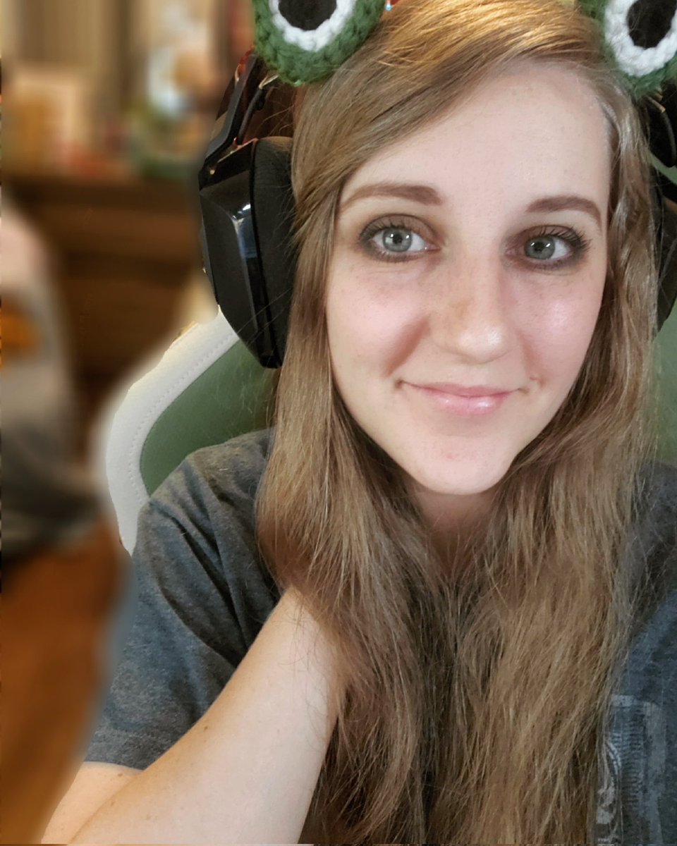 GrimVixxen's tweet photo. I've been having so much fun with modded Lethal Company with friends! Its been a blast seeing how high we can get our quota, and how crazy the lobbies can get! I'll be live today at 7pm est on Twitch 💚

#lethalcompany #moddedlethalcompany #twitch #cozystreamer #choaticstreamer https://t.co/LSAvEvw8NP