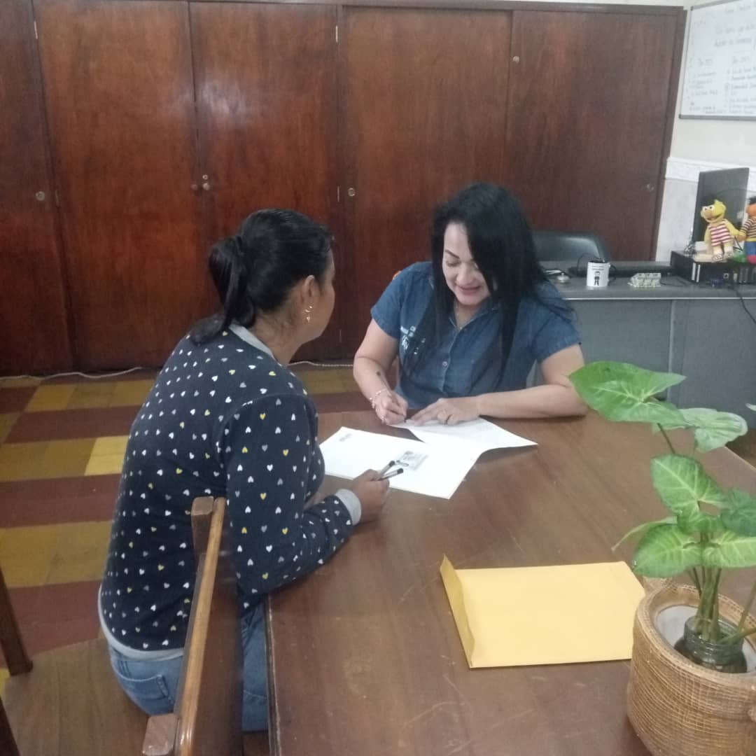 Atención de usuarios y casos por parte de la Defensora Karina Ramírez. UEC María Inmaculada y LN Andrés Bello. <a href="/_LaAvanzadora/">Yelitze Santaella</a> <a href="/Berzabethg1/">Berzabethgandicaoficial</a> <a href="/CDCETachira/">CDCE Táchira</a> <a href="/codennat/">codennat</a> <a href="/cn_educ/">CNDefensorías Educativas MPPE</a> <a href="/SaludEscolar2/">Salud Escolar</a> <a href="/COMUNIDADESED15/">DIV. COMUNIDADES EDUCATIVAS TÁCHIRA</a>