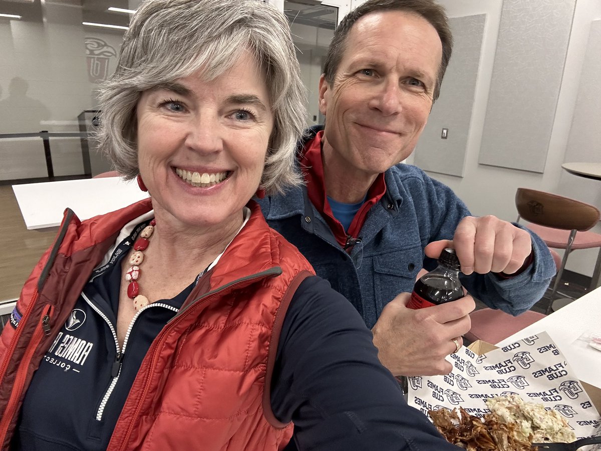 🔥JulieJMcDPT 🔥🔥🔥 tweet media