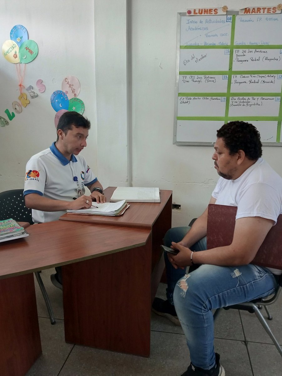 Atención de usuarios en Sede Administrativa CDCE-JUNIN. Guardia. Atención de caso por parte del Defensor Educativo Amdony Bautista. Garantizar los derechos de los NNA.<a href="/_LaAvanzadora/">Yelitze Santaella</a> <a href="/Berzabethg1/">Berzabethgandicaoficial</a> <a href="/CDCETachira/">CDCE Táchira</a> <a href="/codennat/">codennat</a> <a href="/cn_educ/">CNDefensorías Educativas MPPE</a> <a href="/SaludEscolar2/">Salud Escolar</a> <a href="/COMUNIDADESED15/">DIV. COMUNIDADES EDUCATIVAS TÁCHIRA</a>