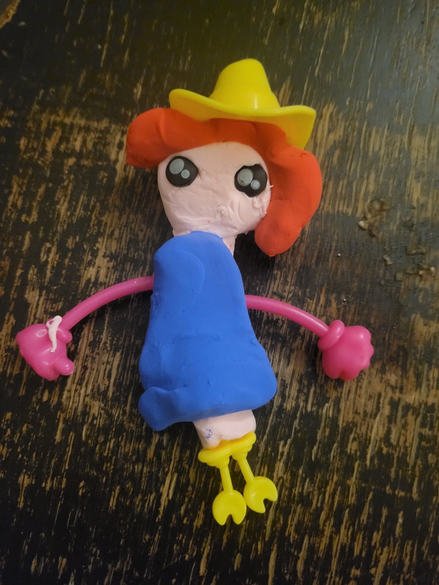 My daughter made a magic clay model of me 🥰🥰🥰🥰 Absolute spitting image
