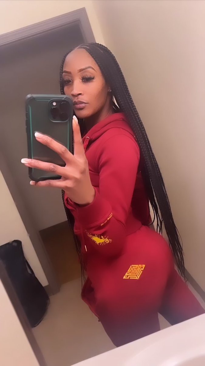 iHate_GOOFYS's tweet photo. Big Jaz 😮‍💨💋 https://t.co/9QUIan7y9T