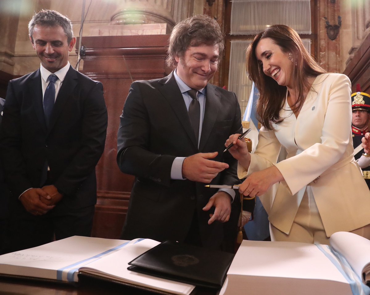 Victoria Villarruel tweet media