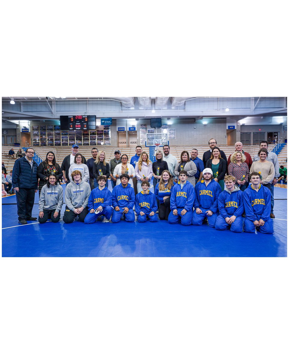 2023-2024 Wrestling Seniors.

#HoundsWrestling