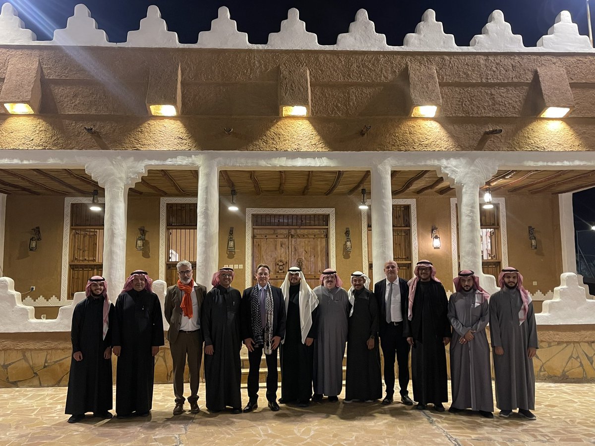 - (@raid_abdalaziz) on Twitter photo شرفنا اليوم سعادة السفير الفرنسي <a href="/ludovic_pouille/">Ludovic Pouille</a>
حللتم أهلًا ووطئتم سهلًا ، سعدنا برؤيتكم. شرفنا اليوم سعادة السفير الفرنسي <a href="/ludovic_pouille/">Ludovic Pouille</a>
حللتم أهلًا ووطئتم سهلًا ، سعدنا برؤيتكم.
