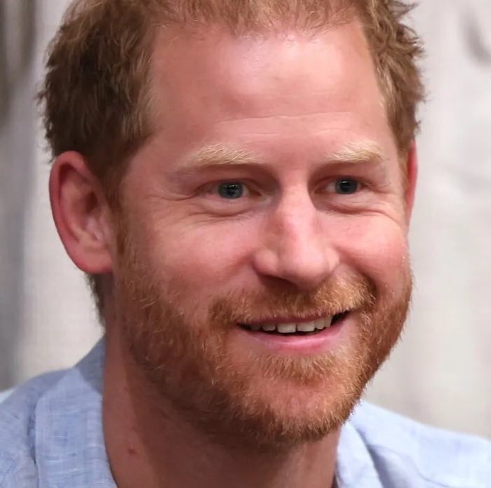 MeghansMole's tweet photo. Prince Harry is a FRAUD, A LOSER & a DRUG ADDICT (he has admitted to it many times) https://t.co/GDV4C4Nwzi