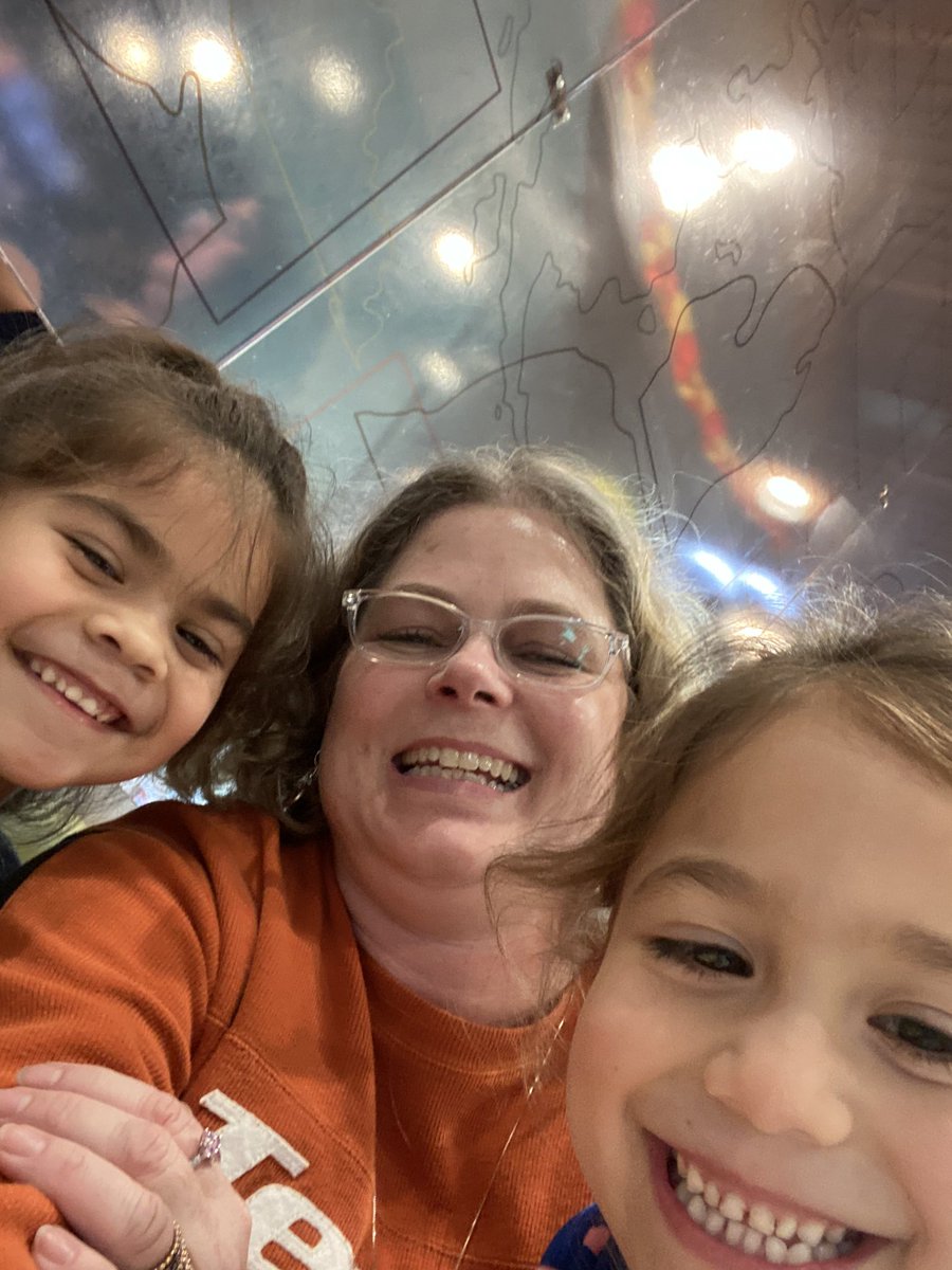 Keely Mills, MA (@msmills_kinder) on Twitter photo What a fun time at McDonald’s tonight! The restaurant was full of Oak Forest Falcons! <a href="/HumbleISD_OFE/">Oak Forest Elementary</a> <a href="/ForestPta/">OakForestPTO</a> <a href="/OFE_WatchDOGS/">OFE-WatchDOGS</a> What a fun time at McDonald’s tonight! The restaurant was full of Oak Forest Falcons! <a href="/HumbleISD_OFE/">Oak Forest Elementary</a> <a href="/ForestPta/">OakForestPTO</a> <a href="/OFE_WatchDOGS/">OFE-WatchDOGS</a>