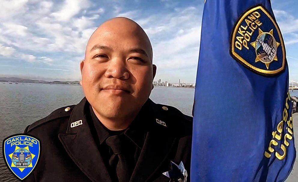 CCSFPD's tweet photo. SFCCDPD joined with the ranks of multiple law enforcement agencies to honor the life and ultimate sacrifice of @oaklandpoliceca Officer Tuan Le. Officer Le will be remembered for his service and commitment to serving his community. 

Thank you Officer Tuan Le. You will be missed. https://t.co/OIPVhacVm2
