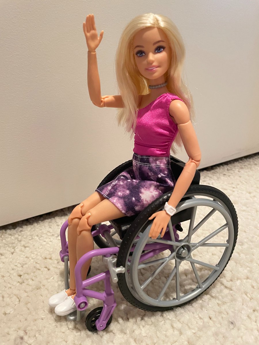 Barbie recovered from that accidental hair trim by her stylist (me) and carried on with our photo shoot. She's a trouper.