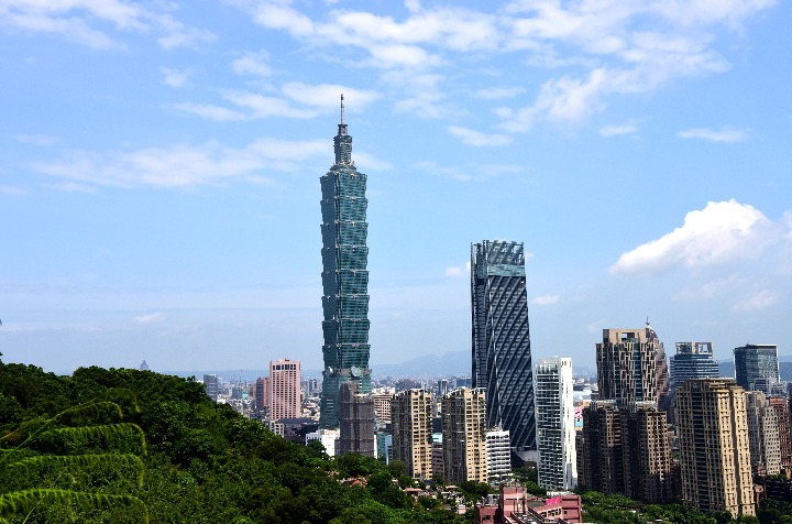 XHNews's tweet photo. "Taiwan independence" and peace across Taiwan Strait cannot coexist: mainland spokesperson https://t.co/0wdh67wyzM https://t.co/8Ua3FpuYvs