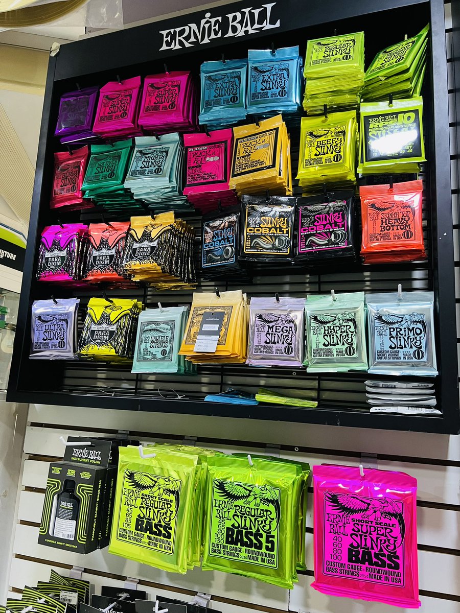 ofertasmusicmx's tweet photo. Si lo que buscas es calidad en la cuerdas de tu instrumento, te presento estas dos grandes marcas #ernieball y #savarez 🤪😎

Recuerdas que puedes hacer pedido por medio de : https://t.co/fO8jxbBOT4 👈
#guitarraelectrica
#cuerdas
#guitarraclasica
#nylonguitar https://t.co/JtKdPxuosx