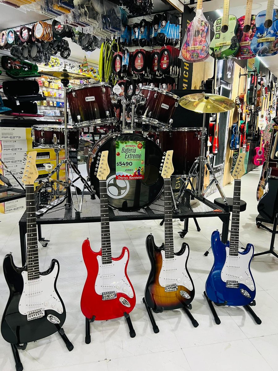 ofertasmusicmx's tweet photo. El mejor paquete lo tenemos nosotros, para todos esos guitarristas esta es la mejor opción 🙋🏻‍♀️🥳 https://t.co/7etOHanbm5