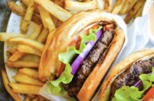 MAGABurgers salutes 🫡veterans and active military members 🇺🇸by offering a FREE Custom made MAGABurger🍔with endless fries🍟