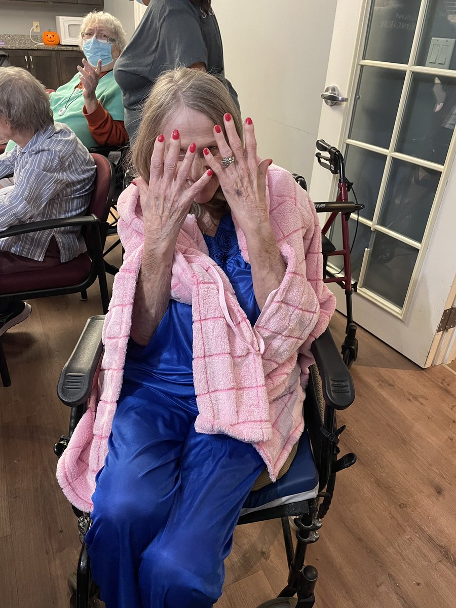 Glamour Gals OFHS tweet media