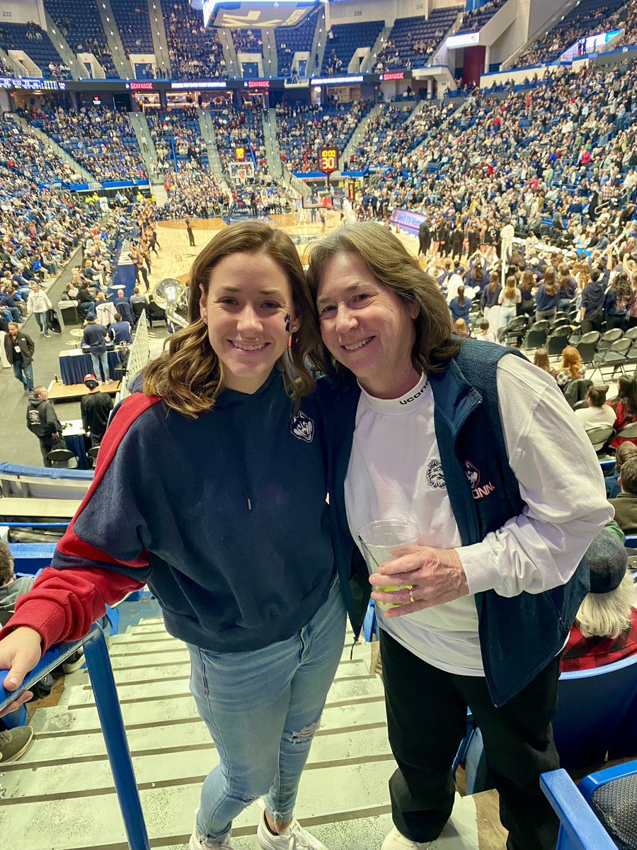 The last time me and my mom went to a Uconn game was in 2000 with my grandma 💙❤️ My mom kept the husky paws, still good! 😂 @UConnWBB