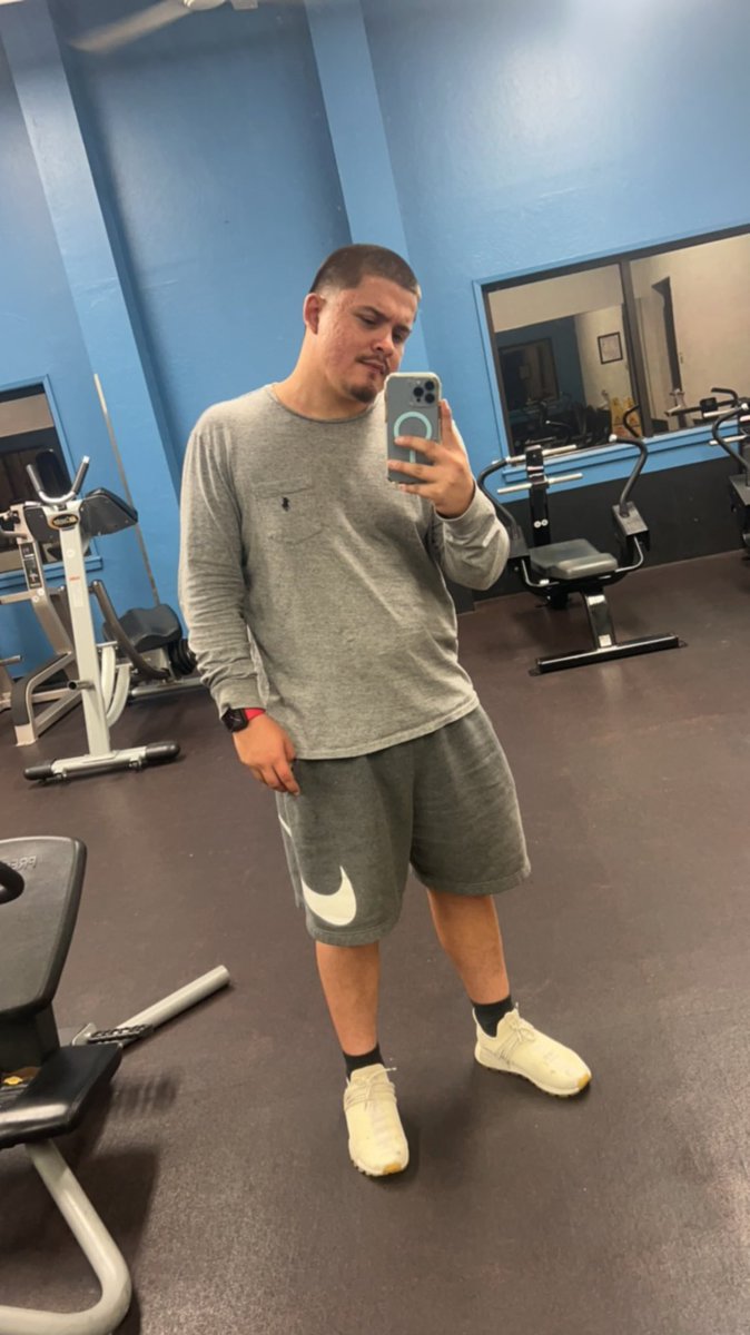 ovrmydeadbody12's tweet photo. #bi #gay https://t.co/A4Hgw7TMqH