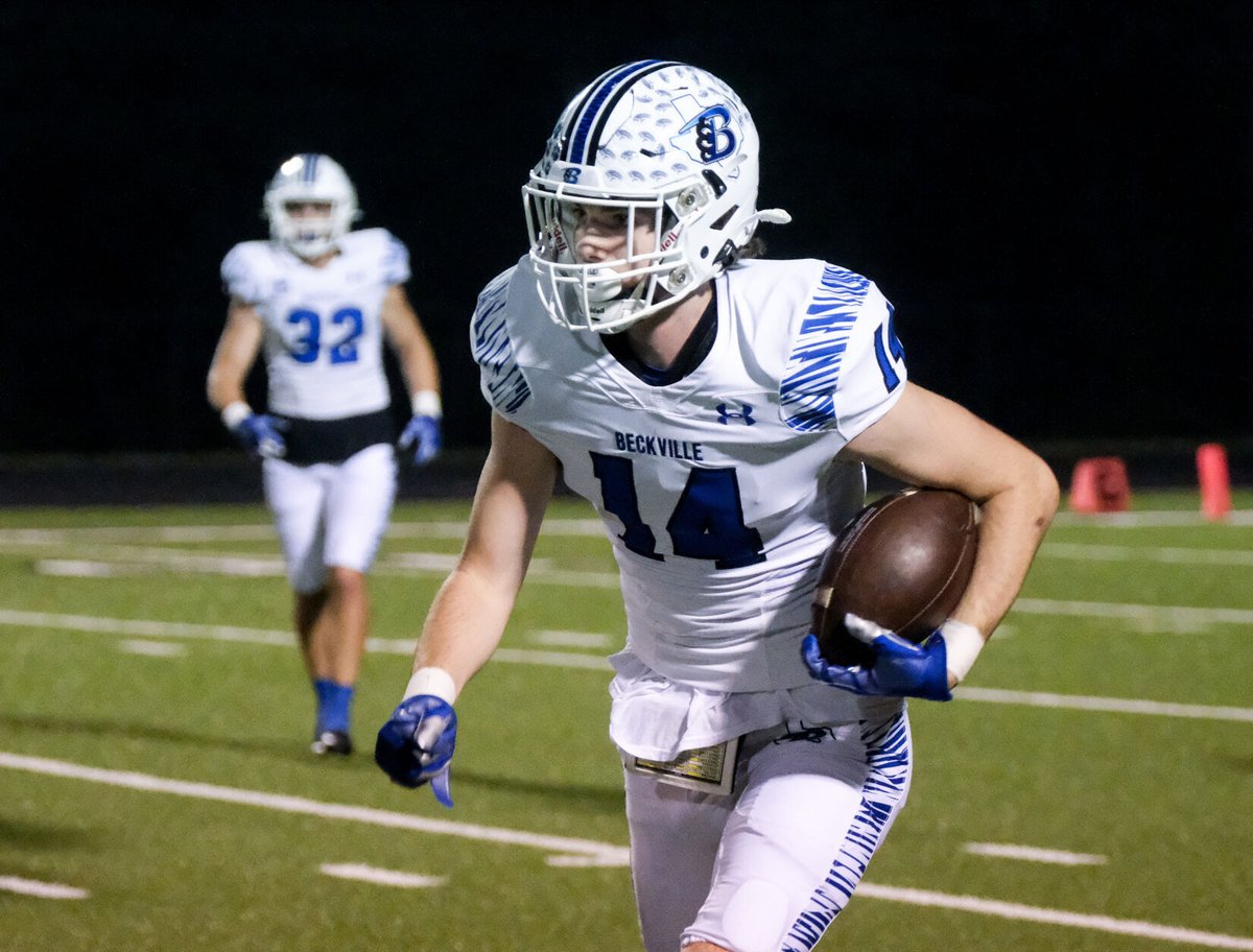 Thanks so much to Beckville multi-sport athlete JT Smith for coming down to the Panola Watchman office and being the latest guest on Press Play. The brand new episode drops tomorrow at 1 p.m. on the Panola Watchman Facebook page #PressPlay