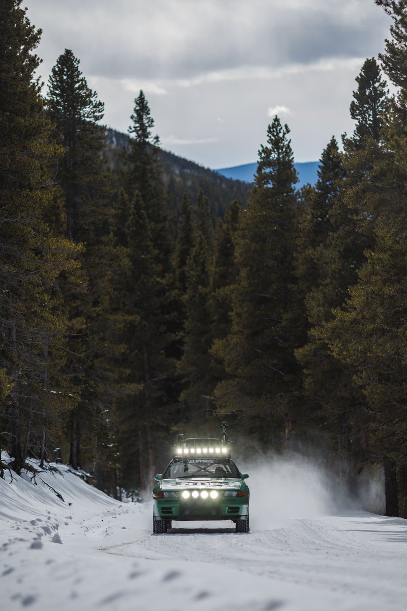 Adam_LZ's tweet photo. SNOWFARI GTR 

Didn’t even know this was a dream of mine - but I’m living it. https://t.co/Cb8ypjyMdJ