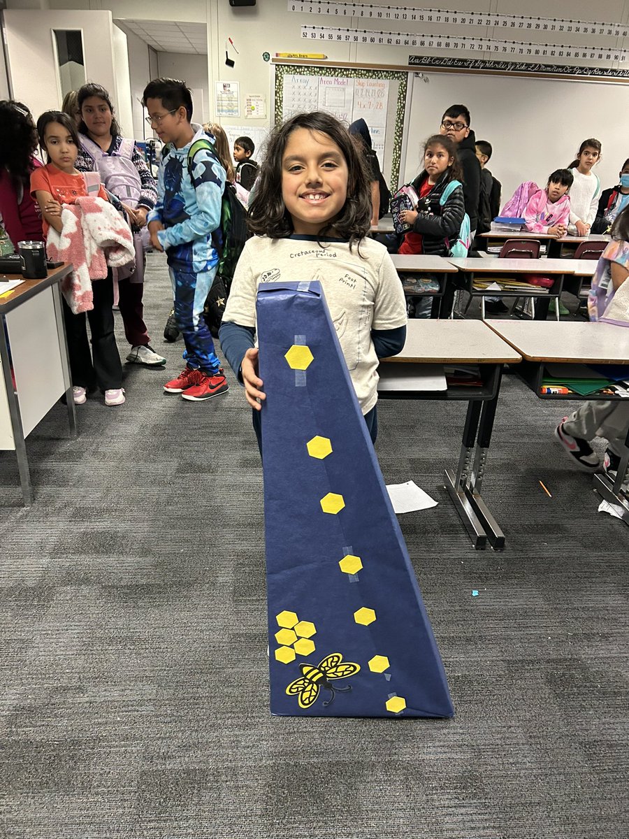 CoachonTif's tweet photo. @HumbleISD_OFE our Spelling Bee Champion received a gift that fuel his passion for music! His face says it all! We can’t wait to hear his sounds! A grateful heart, indeed! ❤️ Thank you to the donor who discovered his passion, and saw fit to share this gift! @CorinnaFerrier https://t.co/Yru131OeuJ