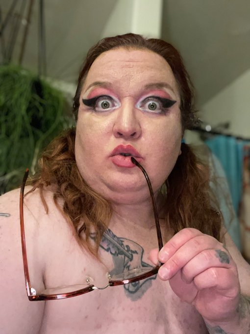 Wowie! Y&rsquo;all are looking CUTE today! #affirmation #cuties https://t.co/SgDva2Isfn<a href="/tag/affirmation"class="tags">#affirmation</a><a href="/tag/cuties"class="tags"><span>#cuties</span></a>