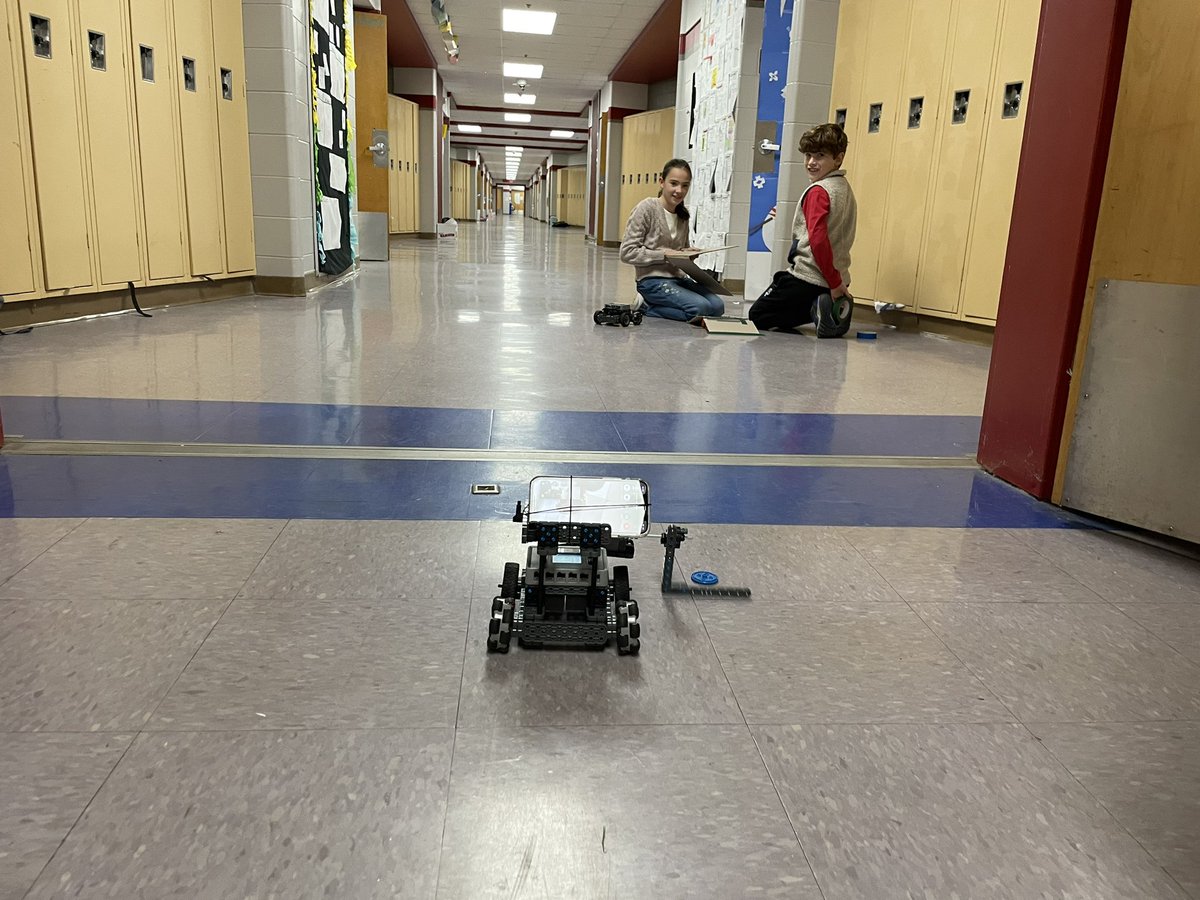 David Gusitsch tweet media