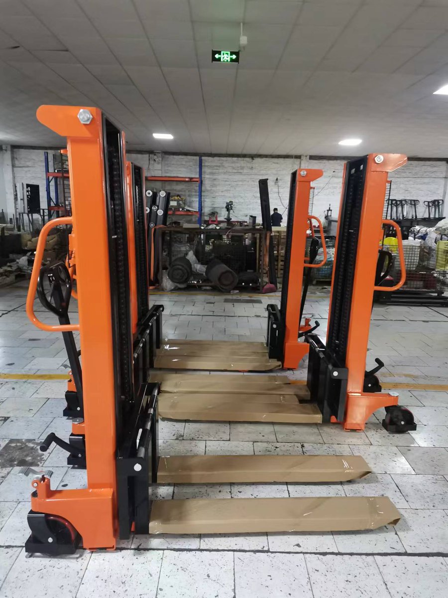 Guangdong NEUNE double mast stacker with classical design.
Provide high-quality products at affordable prices.
#neunestacker #niulistacker #manualstacker #guangdongneune
#handstacker #materialhandlingequipment #materialhandling