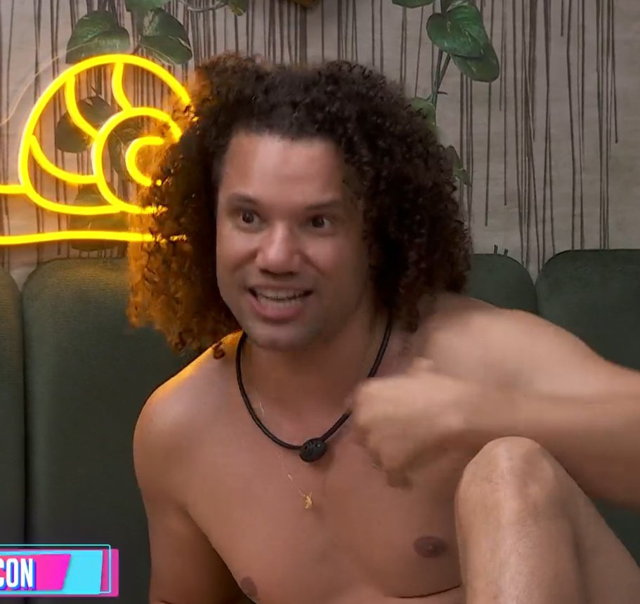 poptime's tweet photo. Gente, o voto é pra FICAR, não pra sair. O Tadeu frisou tanto isso que provavelmente estão confundindo e o Maycon pode ficar por conta disso. Espalhem!

#BBB24 https://t.co/z5szJYjbR5