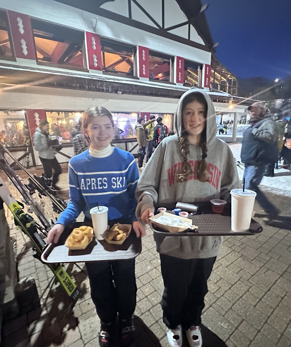 WHMS SKI &BOARD CLUB tweet media