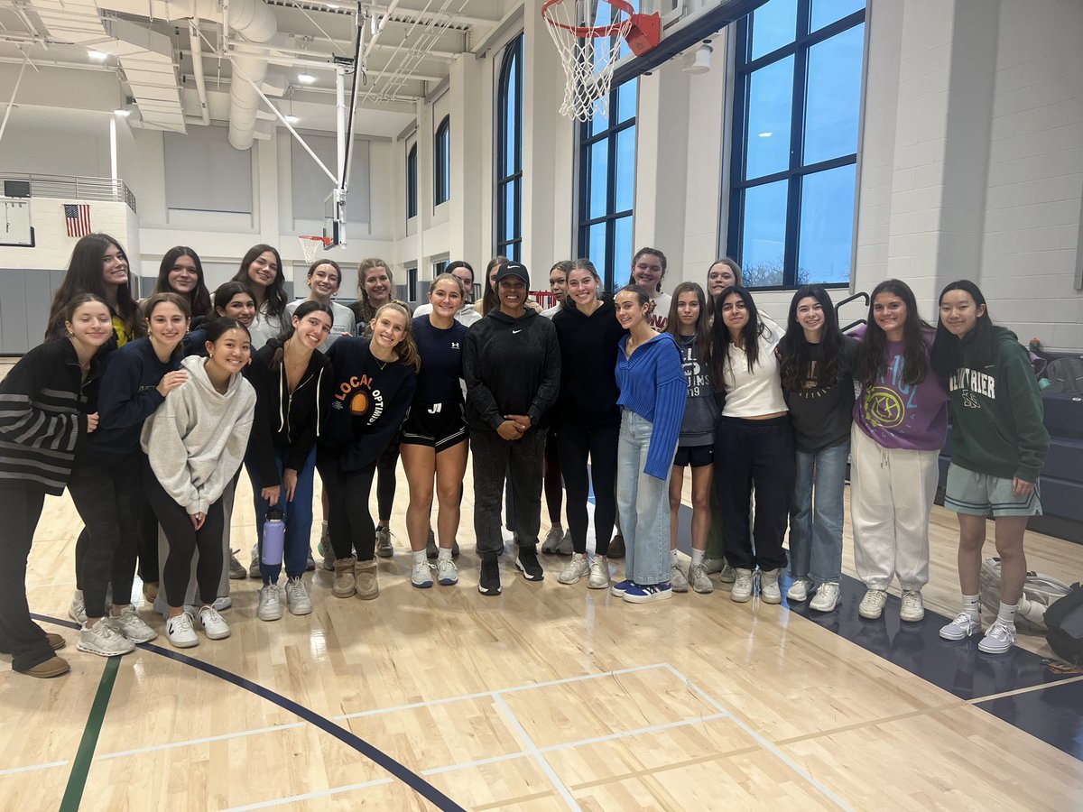 New Trier Girls Basketball tweet media