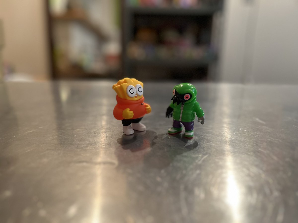 zrice_pasta300g's tweet image. 友達だったみたい🍟🦑

#gyaromi
#クトゥルフオイド
#sukota
#sukotadiner