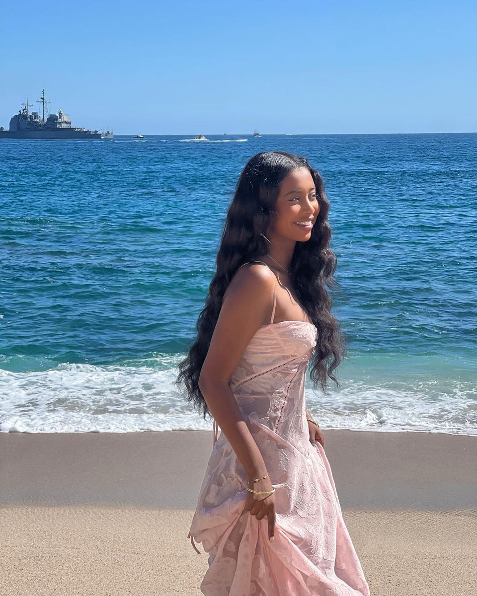 W4VESFB's tweet photo. ᅟ੭ “tudo o que eu quero é viver,
ᅟàs margens do rio Irecê
ᅟmas do que adiantaria
ᅟse eu não tivesse você pra me fazer feliz?”
ᅟ— andarilho, majur. https://t.co/BZ7lHYATDB