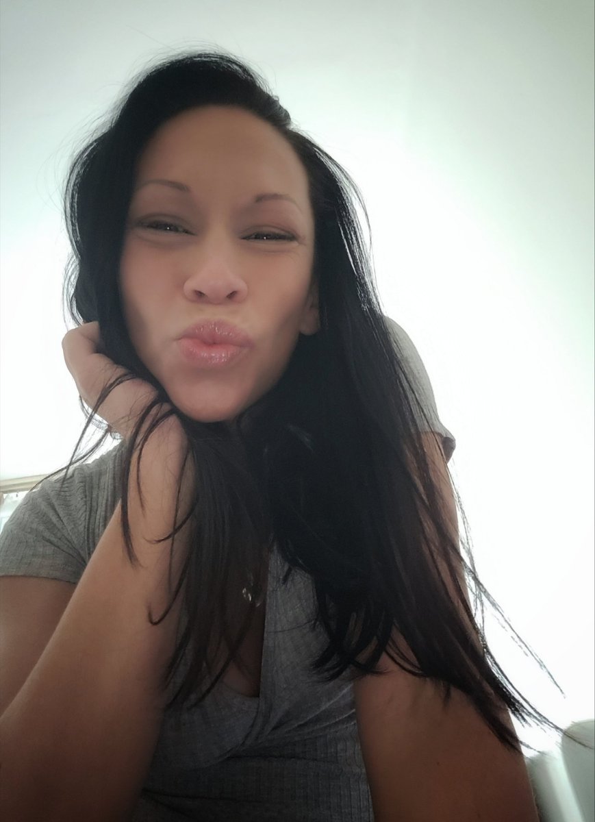MyaDiamondReal's tweet photo. https://t.co/JeVtXwJfK2
Kiss to all of my lovely fans! 
Come and meet me on my OnlyFans page! https://t.co/3AGKObQQXn