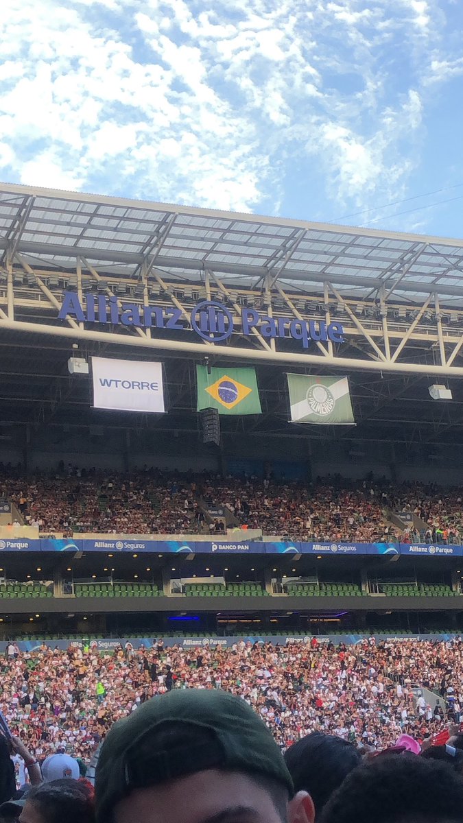 IzabNeves's tweet photo. Allianz Parque foi o lugar mais lindo que conheci ❤️
@AllianzParque https://t.co/Idy9pnoa1p