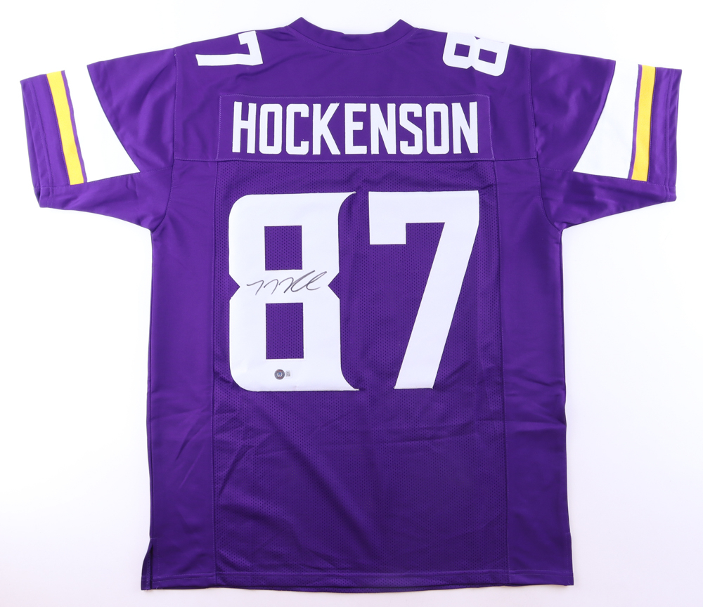 🚨VIKINGS GIVEAWAY! 🚨 We're giving away an autographed TJ Hockenson jersey with COA!

To enter: 

- Follow <a href="/Matt_Falk/">Onebar</a> 
-Like/RT this tweet AND comment #SKOL Winner will be announced 1/24! *** Make sure it's us if you're picked as the winner!