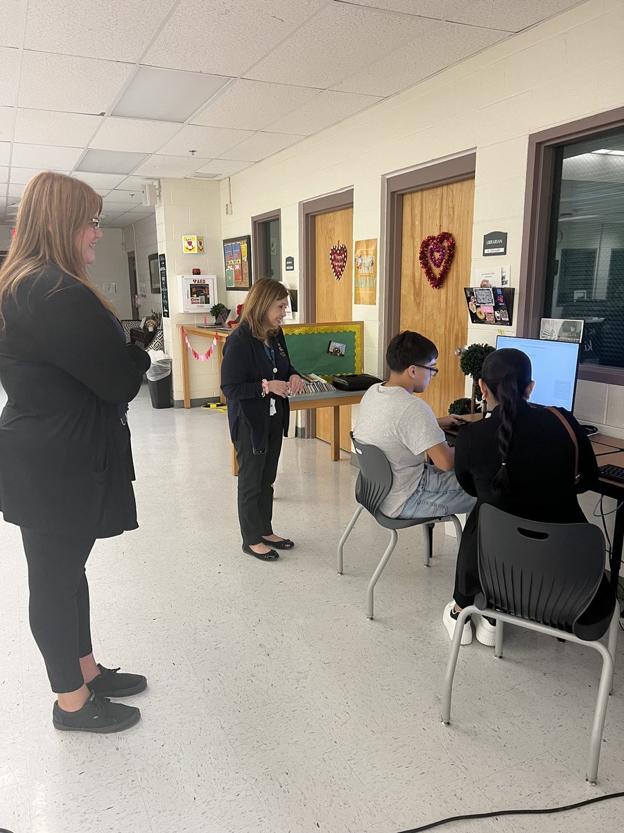 MrsIDGarcia's tweet photo. A big THANK YOU to our Rowe GEAR UP families who attended the FAFSA Drive  and a special THANKS to STC financial aid representatives!��🎓 If you were not able to attend, our next FAFSA Drive is scheduled for Wednesday, January 24th. @RegionOneGEARUP @Rowe006 @counseling_misd https://t.co/3cPE9KeLqx