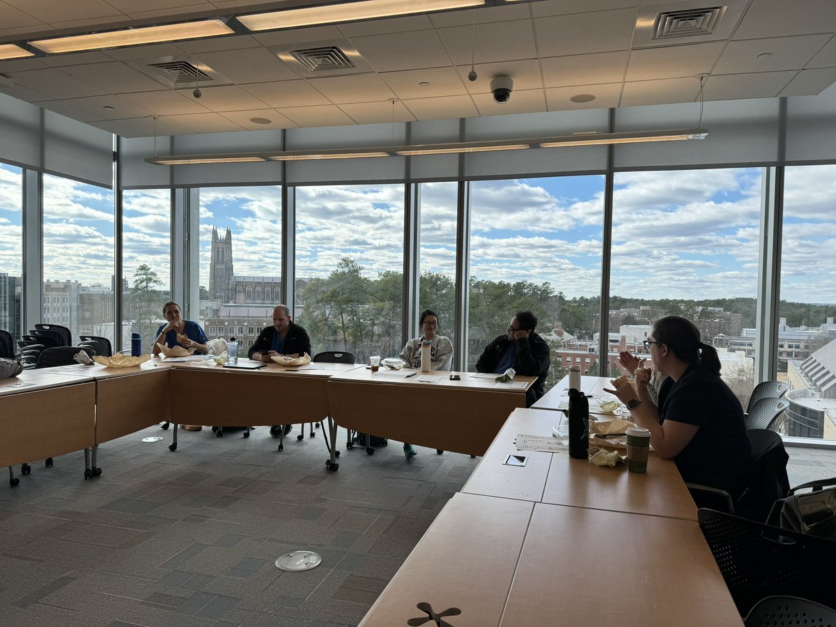 AmandaKumarMD's tweet image. A beautiful day in Durham to teach fellow crisis resource management simulation with @JenDominguezMD. A fabulous cross-pollination with #DukeRAP #DukeACTA #DukeOBAnes @DukeAnesFellows