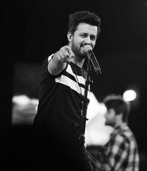 _Ali07866's tweet image. Apka favourite singer ?

#atifaslam
#arjitsingh 

Arjit singh ❤️.          Atif Aslam 😍