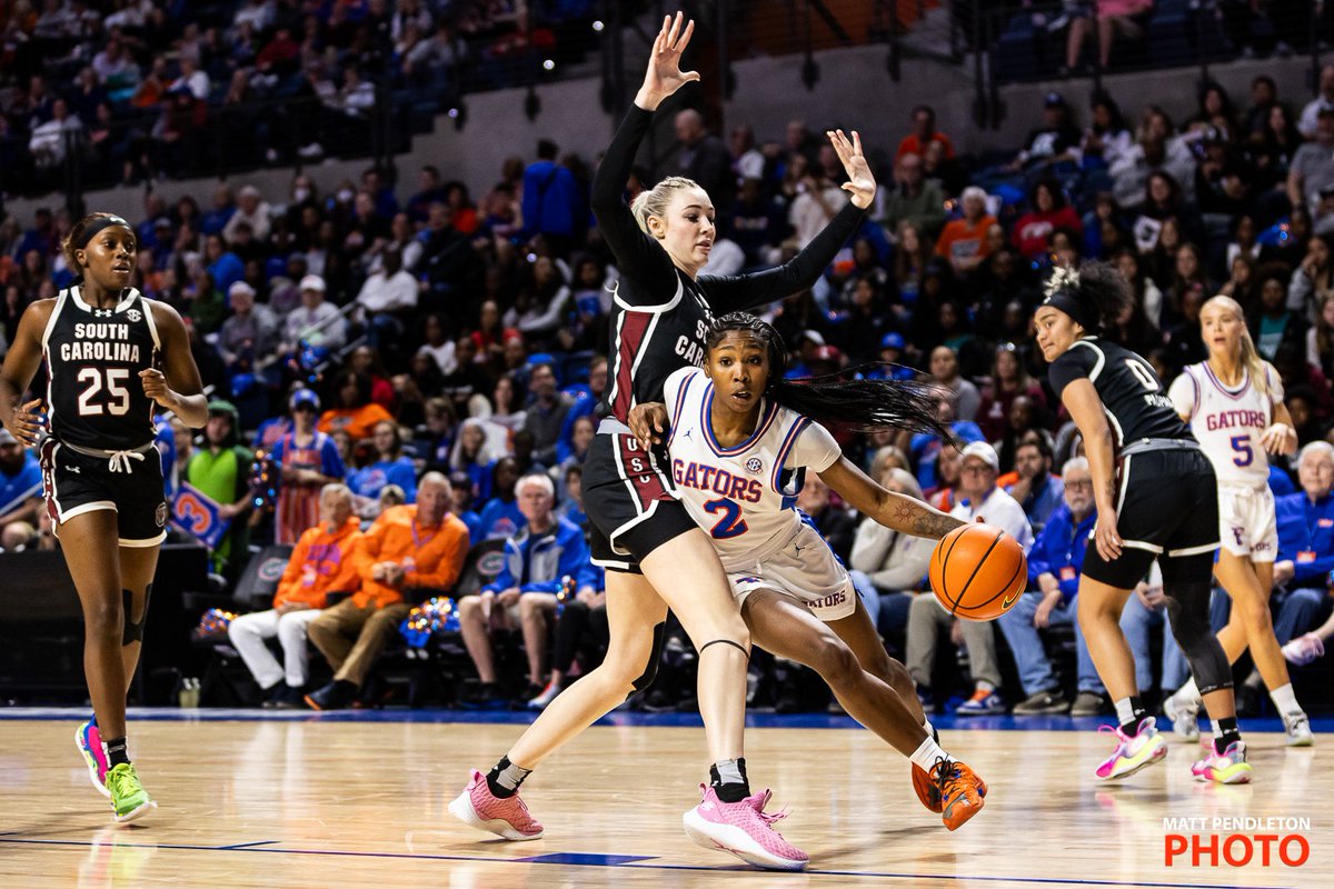 bymattpendleton's tweet photo. #FourFrames from the Florida v South Carolina women's basketball SEC opener.
More 📸: https://t.co/9AgRvMxIlh
#sports #ncaawbb https://t.co/lKRAPWC39T